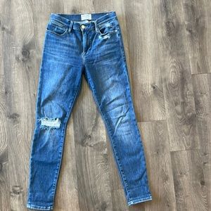 Frame Le High Skinny Jean